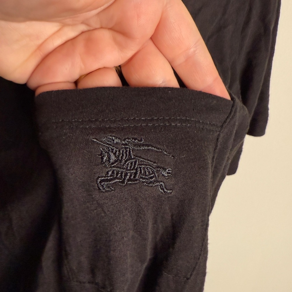 Burberry Brit Women's Large Black Short Sleeve Pocket Logo T Shirt Casual Comfy - Picture 3 of 5